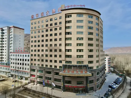 HongFengDe Hotel Отели в г. Тунжэнь