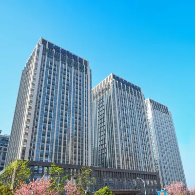 貴陽盤江雅高諾富特飯店(林城西路地鐵站店) 鄰近程信路的酒店