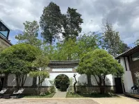 Song Yin·Naxi Style Garden·Snow Mountain Resort Homestay 문해(원하이) 주변 호텔