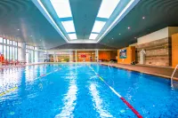 Heyuan Bavarian Manor Argyle Resort & Austere Bodhi Hotel - Pools