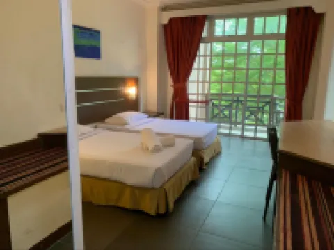 โรงแรมเบลลาวิสตา เอ็กซ์เพรส ลังกาวี โรงแรมใกล้เดอโซน