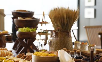 Linzhou Buyuan Taihang Cultural Resort Hotel