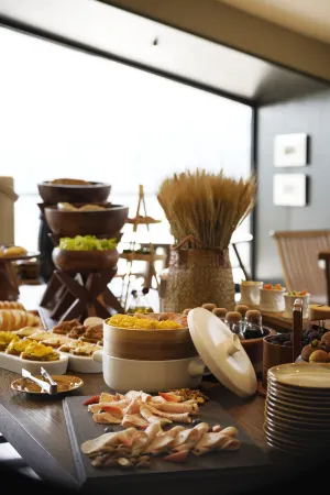 Linzhou Buyuan Taihang Cultural Resort Hotel Отели рядом с достопримечательностью «The Red Flag Canal Scenic Area»