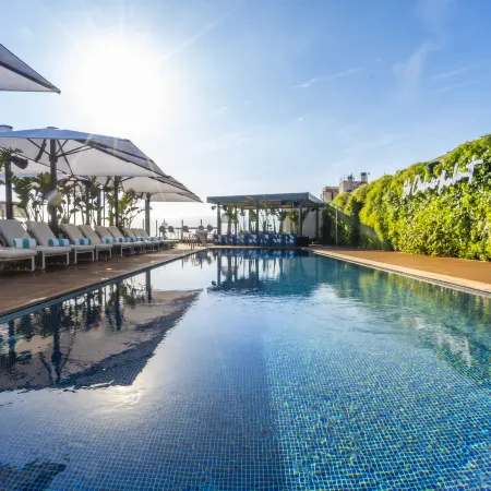 Sofitel Barcelona Skipper Отели рядом с достопримечательностью «Барселонета Бич»