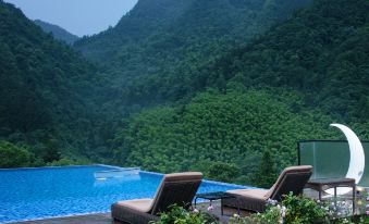 Floral Lux Hotel· Aliya Peak Hotel (Zhangjiajie Forest Park Store)