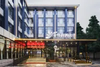 Jinzhuyun Hotel (Dujiangyan Scenic Area Nanqiao) - 3 Yıldız