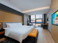 麗柏酒店（南京中山碼頭下關地鐵站店） 鄰近粵江塔的酒店