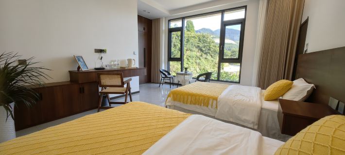 Hefeng Lushan Banshui Homestay 허펑 호텔
