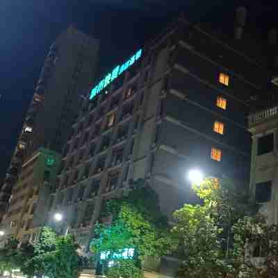 城市快捷酒店（廣寧城市中心廣場店） Hotel Exterior