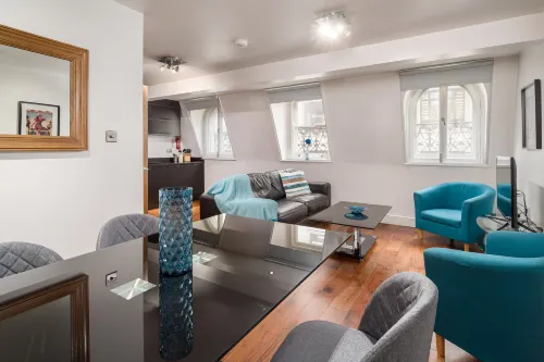 Apartment 4, 48 Bishopsgate by City Living London - Bungalows
