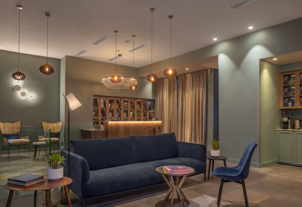 3. 리릭 호텔 파리..