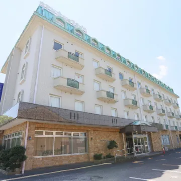 城堡酒店-鈴鹿中央 鄰近白子的酒店