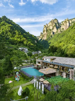 Homeward Mountain Resort Hotel di Zhangjiajie