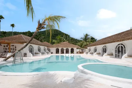 Wanning Xiangshu B&B (Shimeiwan) Отели рядом с достопримечательностью «Huarun Shimeiwan Beach»