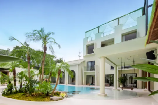 Yishe Savannai CAHWAM Beach Pool Homestay (OMG Heartbeat Paradise Store)