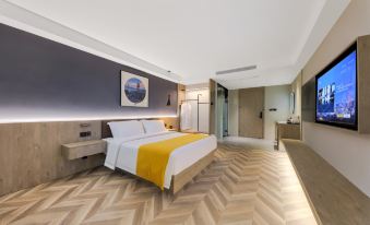 Licheng Hotel·Zhi (Wuhan Guanggu University of Geology Store)