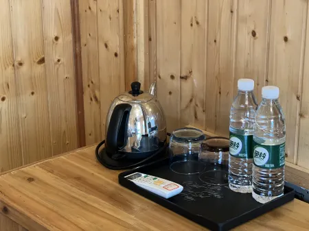 Dongli Courtyard Отели рядом с достопримечательностью «Shanglin Library»