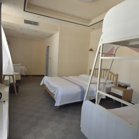 Changshun Nationality Hotel