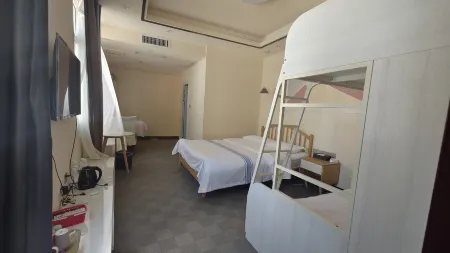 Changshun Nationality Hotel