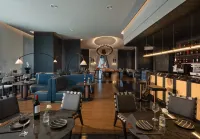 Tyndall Hotel · Gap