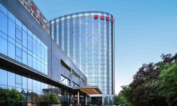 Beijing Taishan Hotel (Qinghe Station-direct to Badaling Great Wall)