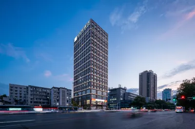 I Electronic sports Hotel (Wuhan University Jiedaokou Subway Station) Hotel berhampiran Wuhan University of Technology (West Area)