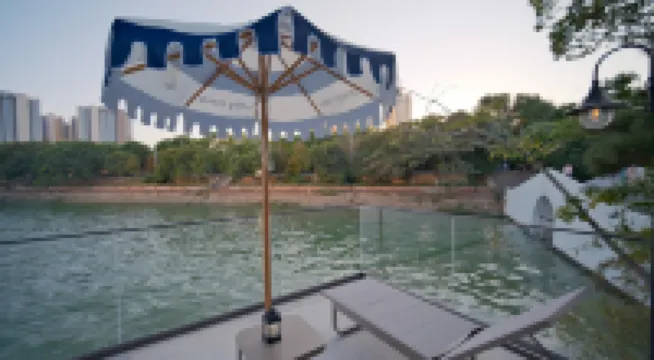 Nanchang ONLYONE Lake Centre Island Homestay