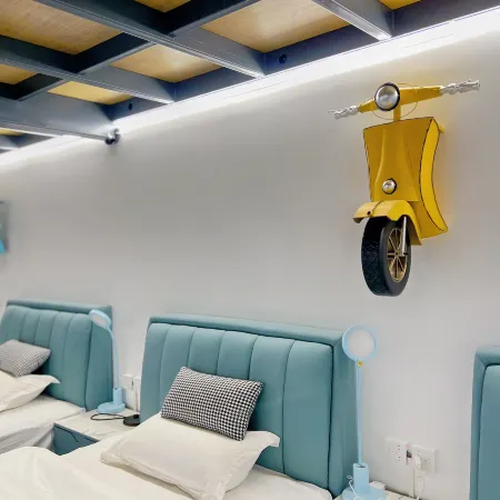 Zhuanshan Base Youth Hostel