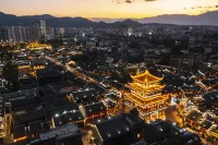 Manxin Hotel Xichang Qionghai 17 Degree Torch Square - 로맨틱