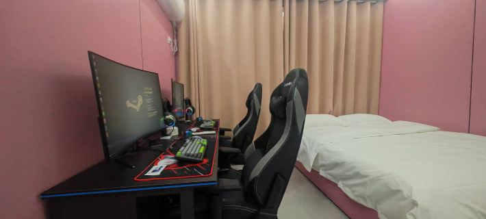 Dingyuan E-Sports Hotel (Zongsheng Commercial Plaza) Hotels in Qichun