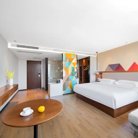 Borrman Hotel (Huanggang Wuxue Yuhu Road)