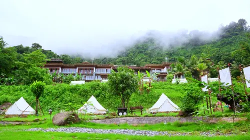 Baihualing ShanShui Village Hotel Hotels in Qiongzhong Li and Miao Autonomous County