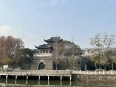 Geli Hotel Taizhou Xinghua Chang'an Middle Road Bazhiqiao Square Branch