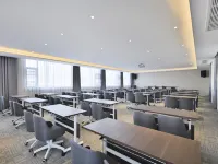 Jinjiang Hotel (Xinxiang Yanjin West Street Triangle Park) Hotels in Yanjin