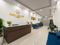 ควีน คาเฟ่ โฮเทล โรงแรมใกล้ประตูเมืองเก่า