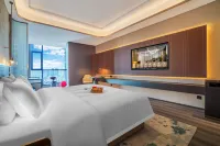 Wyndham Garden KunMing PanLong Отели рядом с достопримечательностью «Цзилинь Бэйшань Тяньцзинь»