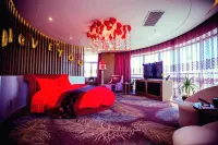 Jinbiwan Hotel فنادق في مديرية فوشين