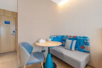 Homeinn · neo (Liaocheng Railway Station Dongchang Lake)