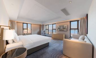 Sea View Madison Hotel Qingdao Laoshan Polar Ocean Park