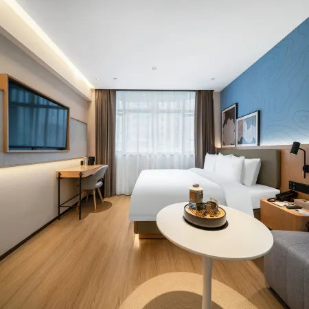 Country In&Suites byRadisson Zhanjiang Chikan Old Street World Trade Center
