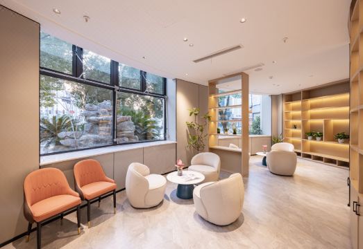 중성 광장 맛집 이미지