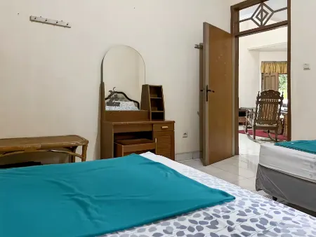 Large Villa Ciater 3BR near Sariater Отели в г. Subang Regency