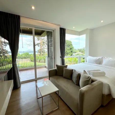 Studio A5-1 (101/25 Phuket Beachfront BLISS