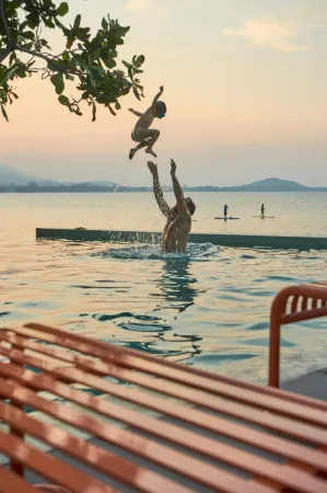 Escape Beach Resort Отели рядом с достопримечательностью «Пляж Майнам»