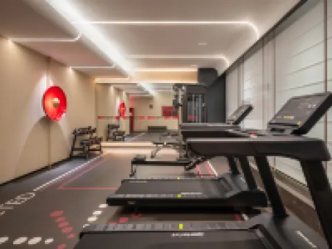 Radisson RED Wuhan Jianghan Road โรงแรมในอู่ฮั่น