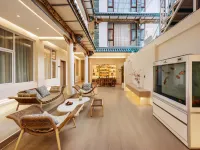 Coming for Dali · Shantran Luxury Retreat in the Wilderness 얼하이 게이트 주변 호텔