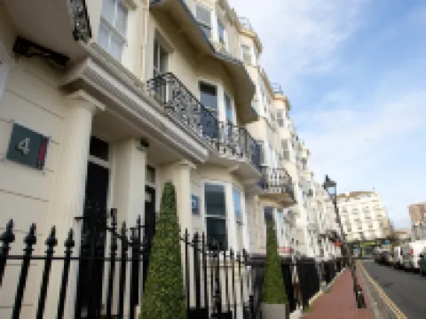 Square Townhouse Hotels in Brighton