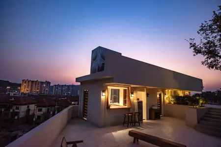 Mangshi Laiyin Hotel (Manghuang Village Scenic Area Branch) Отели в г. Мангши