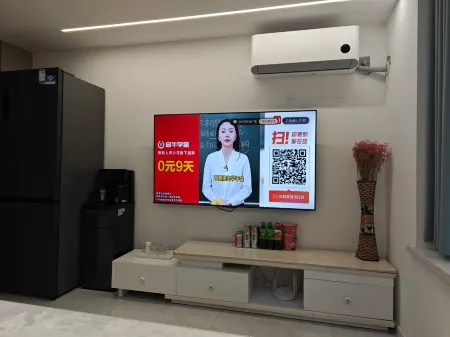 Aizhinest Homestay Отели в г. Цзиньчен