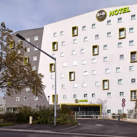 B&B Hôtel Nanterre Rueil-Malmaison Отели в г. Нантер